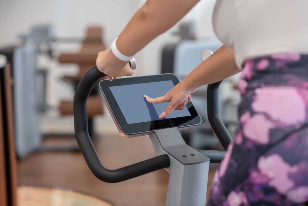 How to Choose Touchscreen Exercise Bikes